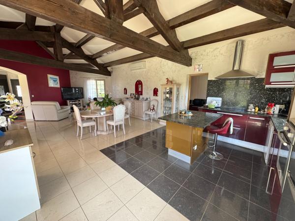Villa 5 pièces à vendre Narbonne - 11100 / Réf: 01-4592