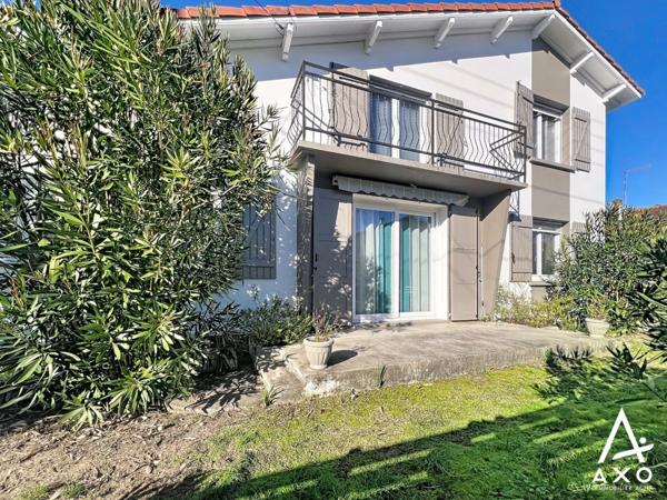 Maison familiale avec véranda, piscine, garage, terrain clos