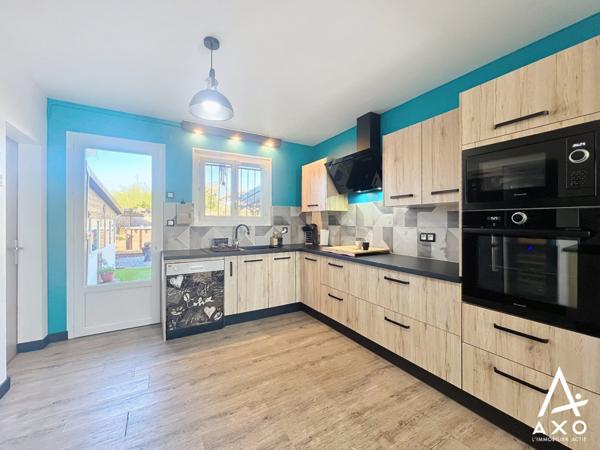 Maison familiale avec véranda, piscine, garage, terrain clos