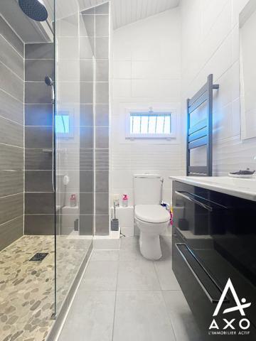 Maison familiale avec véranda, piscine, garage, terrain clos