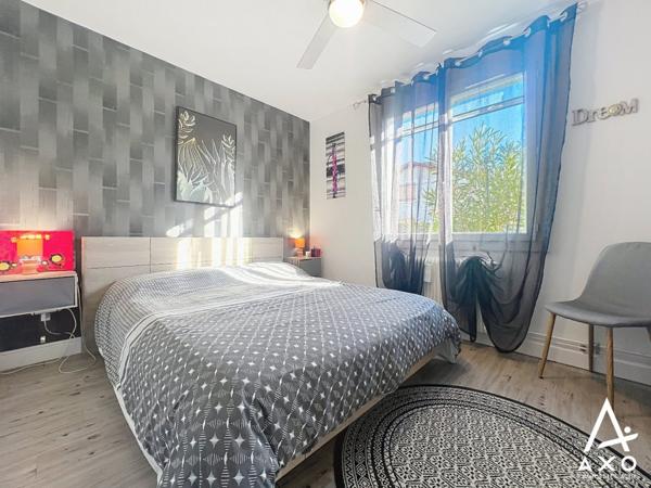 Maison familiale avec véranda, piscine, garage, terrain clos