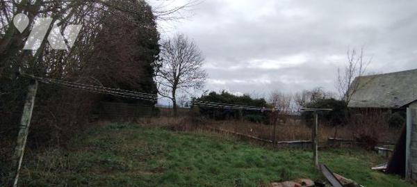 Maison à vendre à SAINS RICHAUMONT, pour une surface habitable de 94m², composée d'une pièce à ...