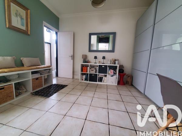 Maison à vendre 5 pièces 122 m² Moret-Loing-et-Orvanne