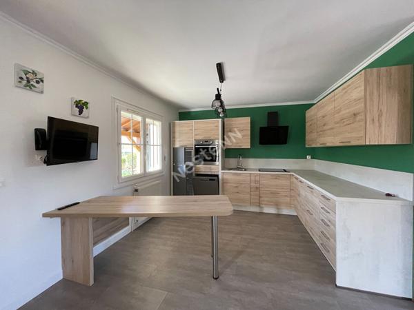 Super pavillon sur une parcelle de 16000m² voir +++