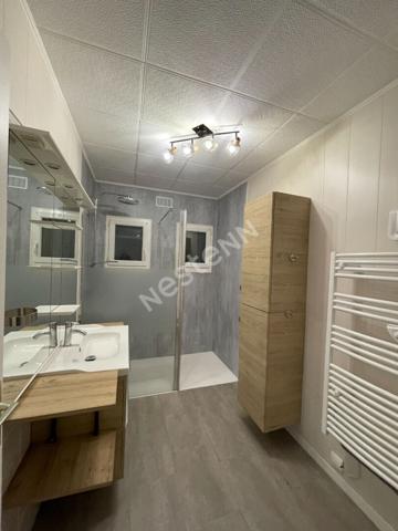 Super pavillon sur une parcelle de 16000m² voir +++