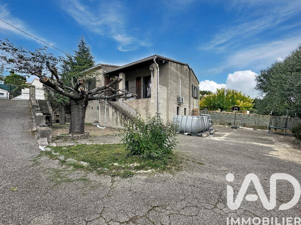 Maison à vendre 3 pièces 85 m² Saint-Saturnin-lès-Avignon