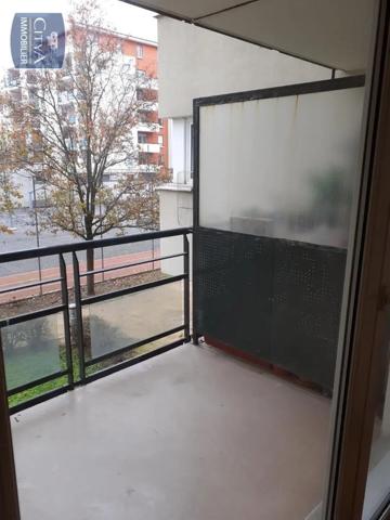 Appartement à louer 2 pièces 52.71m²