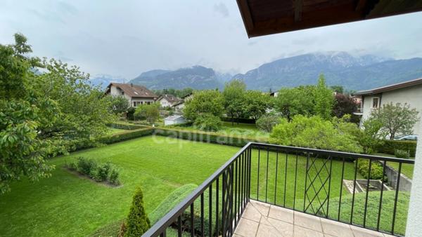Proche de Cluses (74), A vendre, maison individuelle P6, terrain clos, garages