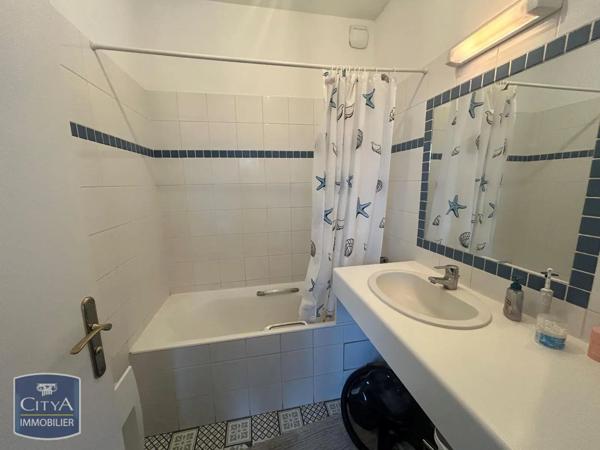 Appartement à louer 1 pièce 37.4m²