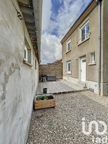 Maison traditionnelle 4 pièces de 67 m² à Châlons-en-Champagne (51000)