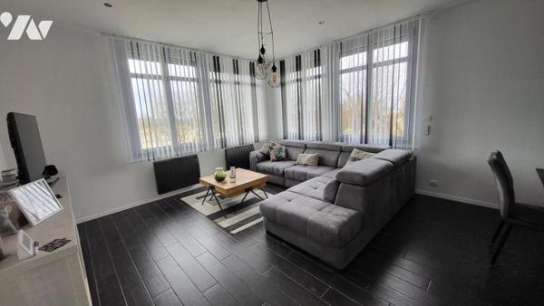 BEAUCOURT, dans une petite copropriété appartement rénové trois pièces avec cave et garage