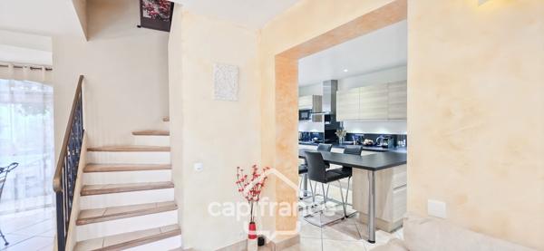 Maison à vendre 5 pièces Sollies Pont (83)