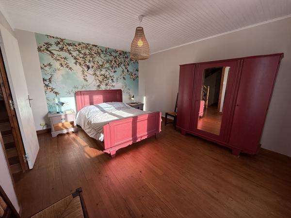 Plouhinec – Maison en Pierre Vue Mer Située à 700 m de la Plage avec Jardin Arboré Garage & Atelier