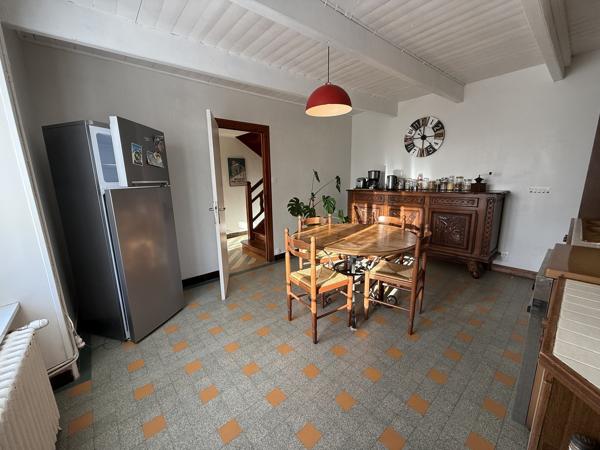 Plouhinec – Maison en Pierre Vue Mer Située à 700 m de la Plage avec Jardin Arboré Garage & Atelier