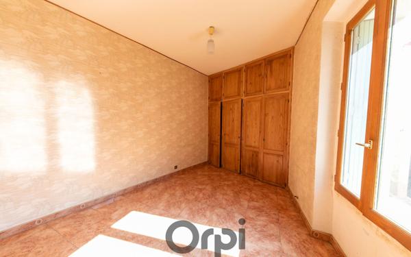 Maison à vendre    7 pièces •  Tuchan