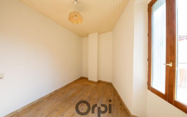 Maison à vendre    7 pièces •  Tuchan