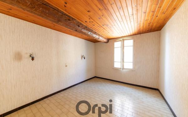 Maison à vendre    7 pièces •  Tuchan