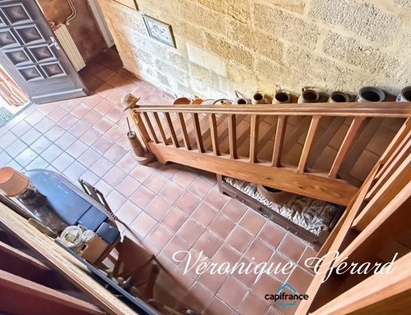 Authentique maison de caractère en pierre du XVIIIe siècle avec 200 m² habitables, dépendances et jardin clos
