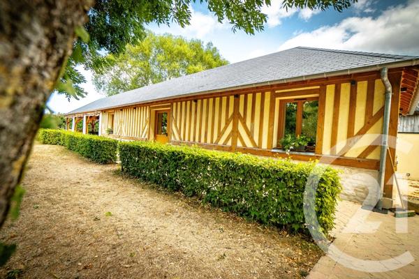 Maison à vendre  30 pièces - 1726,95 m 2   MEZIDON VALLEE D AUGE  - 14
