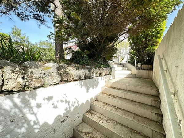 Appartement 3 pièce(s) 69 m2 vue mer