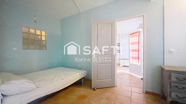 St Maxime - Villa à rénover - 166 m2 -  Vue dégagée