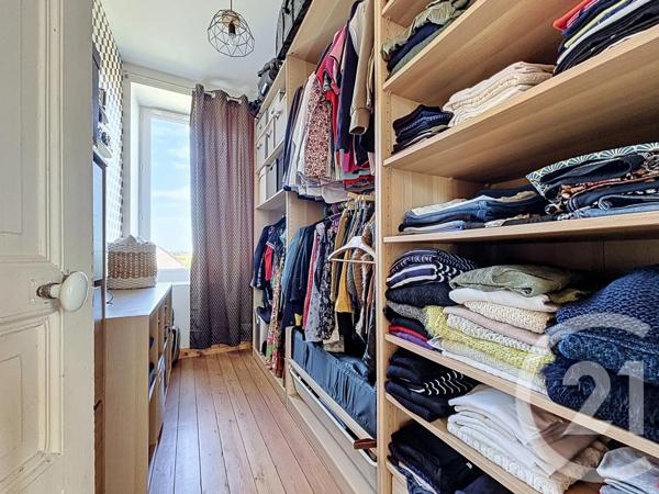 Maison à vendre  7 pièces - 146 m 2   ARGENTAN  - 61
