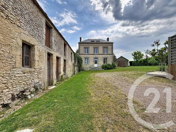Maison à vendre  7 pièces - 146 m 2   ARGENTAN  - 61