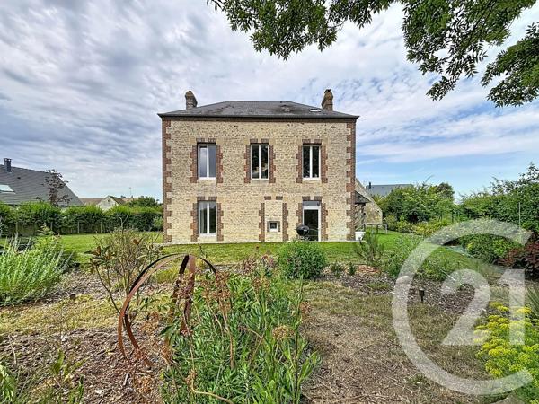 Maison à vendre  7 pièces - 146 m 2   ARGENTAN  - 61