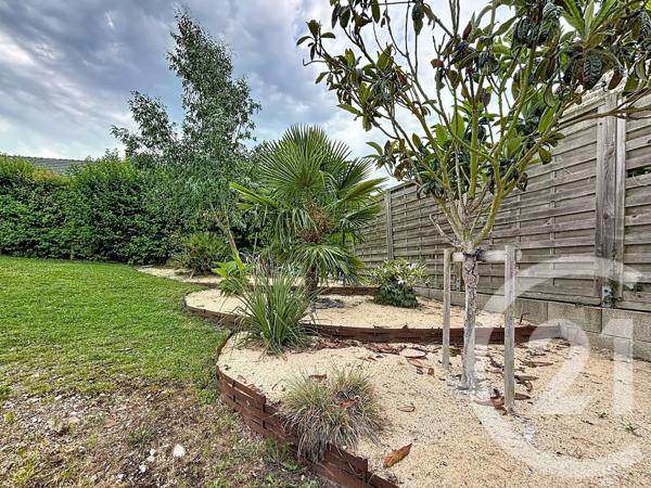 Maison à vendre  7 pièces - 146 m 2   ARGENTAN  - 61