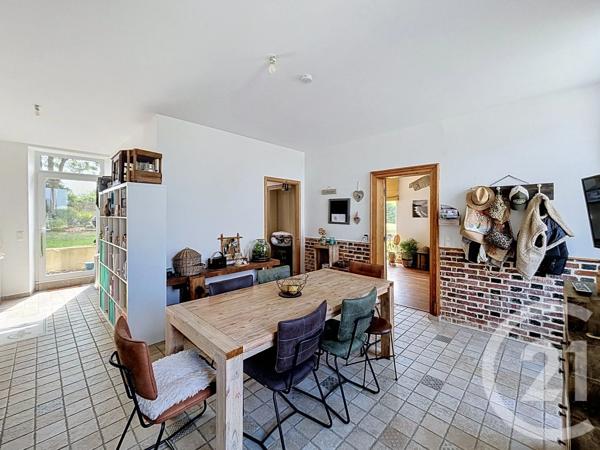 Maison à vendre  7 pièces - 146 m 2   ARGENTAN  - 61