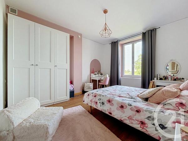 Maison à vendre  7 pièces - 146 m 2   ARGENTAN  - 61