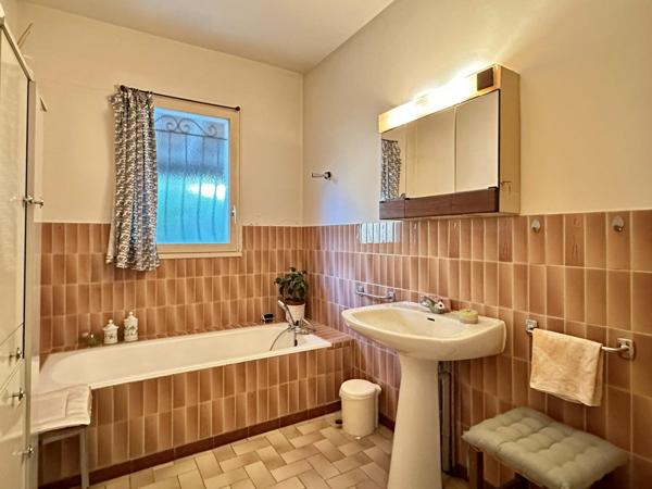 MERIGNAC-BORDEAUX CAUDERAN - Maison 115m² et garage sur parcelle de 900m²