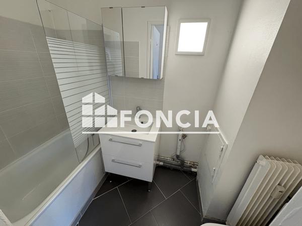Location Studio meublé 20.4 m² - Bordeaux Cauderan 33200