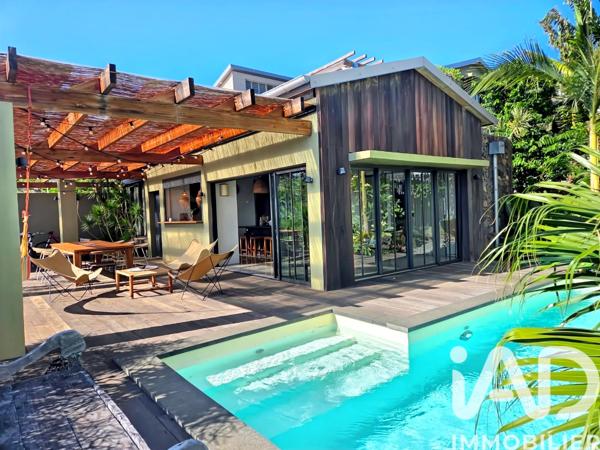 Location maison 5 pièces 190 m² Saint-Paul