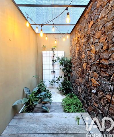 Location maison 5 pièces 190 m² Saint-Paul