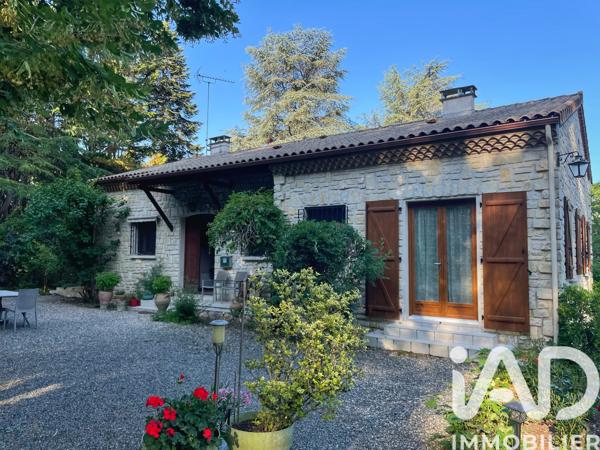 Immeuble à vendre 440 m² Dirac