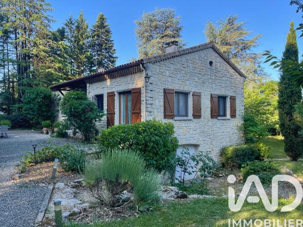 Immeuble à vendre 440 m² Dirac