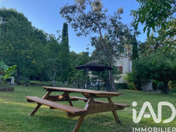 Immeuble à vendre 440 m² Dirac