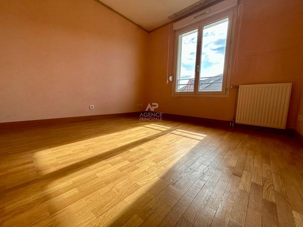 Appartement Acheres 2 pièce(s) 50 m2 199 500 € **  - Référence  9351