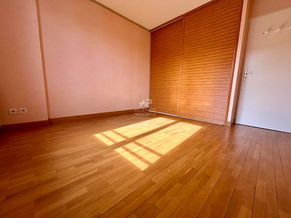 Appartement Acheres 2 pièce(s) 50 m2 199 500 € **  - Référence  9351