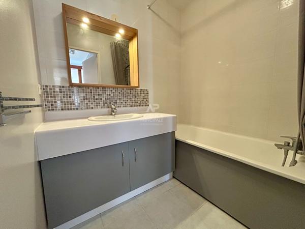 Appartement Acheres 2 pièce(s) 50 m2 199 500 € **  - Référence  9351