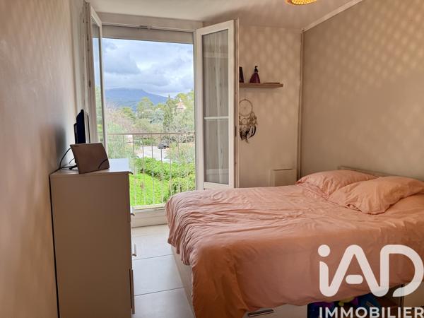 Appartement à vendre 3 pièces 91 m² Ollioules