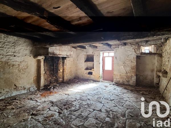 Maison 3 pièces de 148 m² à Chey (79120)