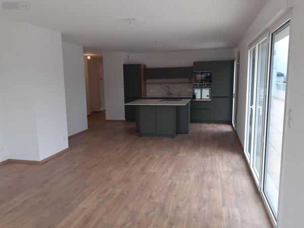 Appartement à louer à Vitré en Ille-et-Vilaine (35500), ref : 35131-198   
Centre ville