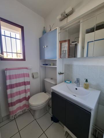 Saint-Pierre-la-mer (11560) Appartement T3 de 30 m2 avec Parking 11560 Saint Pierre La Mer