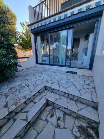 Saint-Pierre-la-mer (11560) Appartement T3 de 30 m2 avec Parking 11560 Saint Pierre La Mer