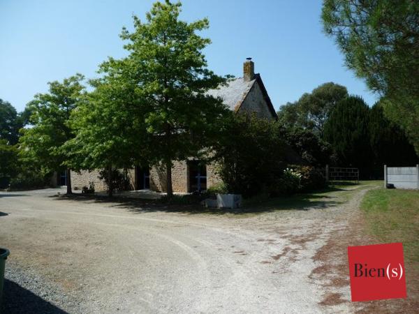 Maison ancienne Évron