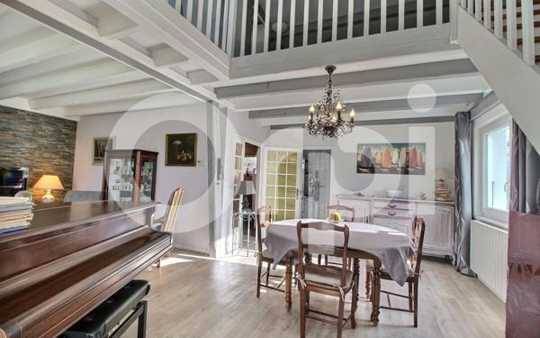 Maison à vendre    6 pièces • 186 m2 Messery