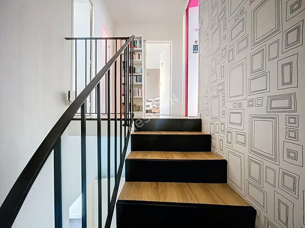 NANTES Rond point de Rennes, Rond point de Vannes Maison 3 chambres ,bureau, ou 4 chambres, garage, jardin,