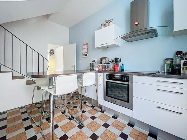 NANTES Rond point de Rennes, Rond point de Vannes Maison 3 chambres ,bureau, ou 4 chambres, garage, jardin,